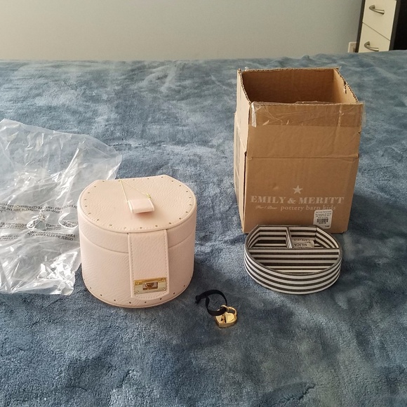 Pottery Barn Kids Accessories Jewelry Case With A Lock And Key